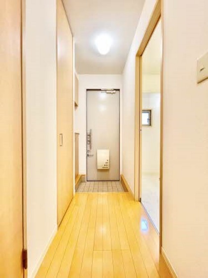 玄関　※他号室の写真です