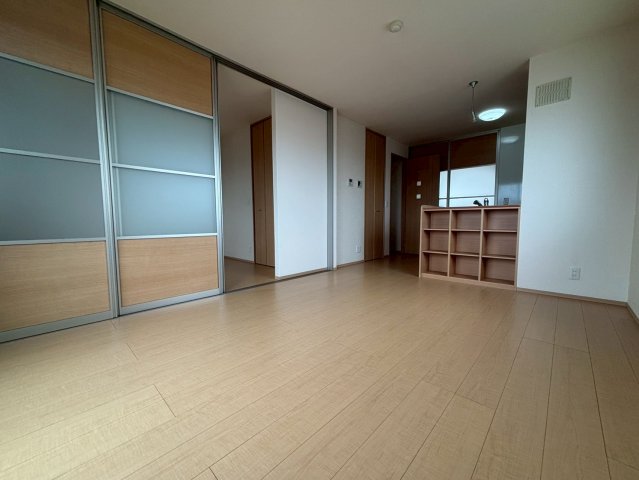 居室・リビング　※別部屋写真