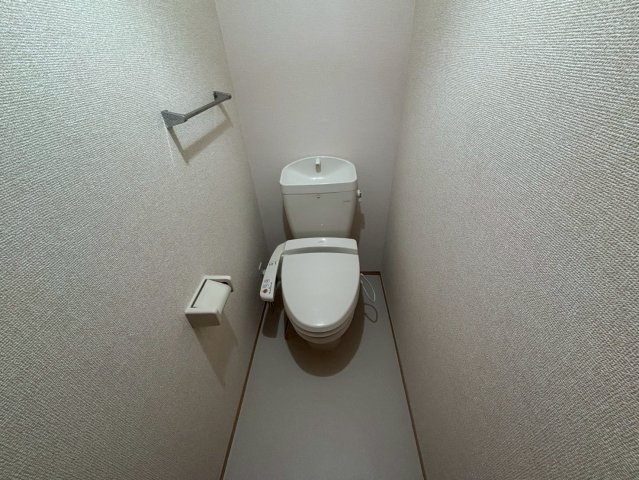 トイレ　※別部屋写真