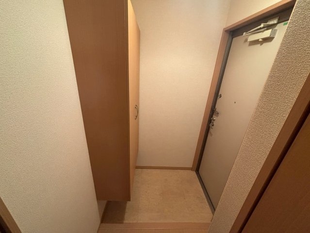 玄関　※別部屋写真