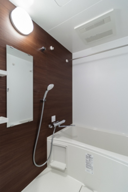 バス・シャワールーム　※写真は同タイプ住戸です。