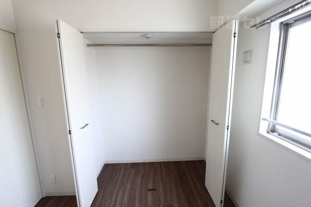 収納　写真はイメージとなります。（反転・別タイプ有）
