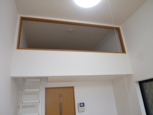 その他部屋・スペース　落ち着いて過ごせるお部屋なので、寝室にいかがでしょうか