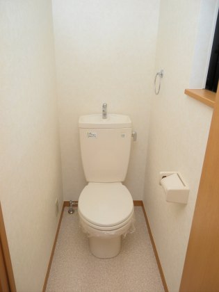 トイレ　トイレもきれいです