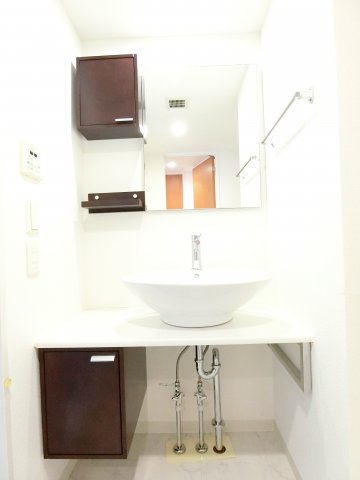 洗面設備　詳細は、RISUMO江坂本店→06-6155-7137まで♪