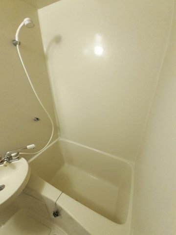 バス・シャワールーム　お風呂で日々の疲れを落としましょう