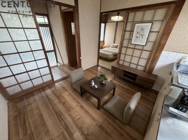 松井貸家の居間写真