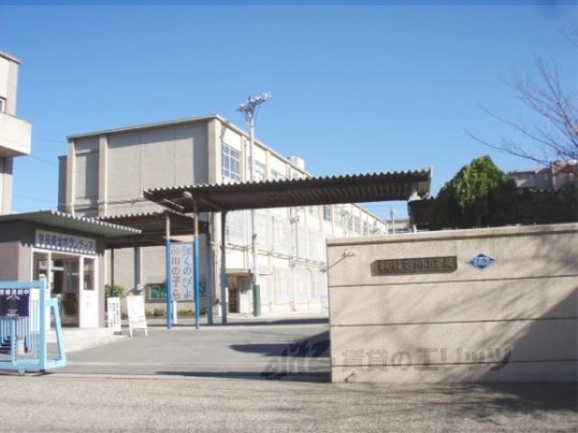 小学校　砂川小学校（小学校）まで750m