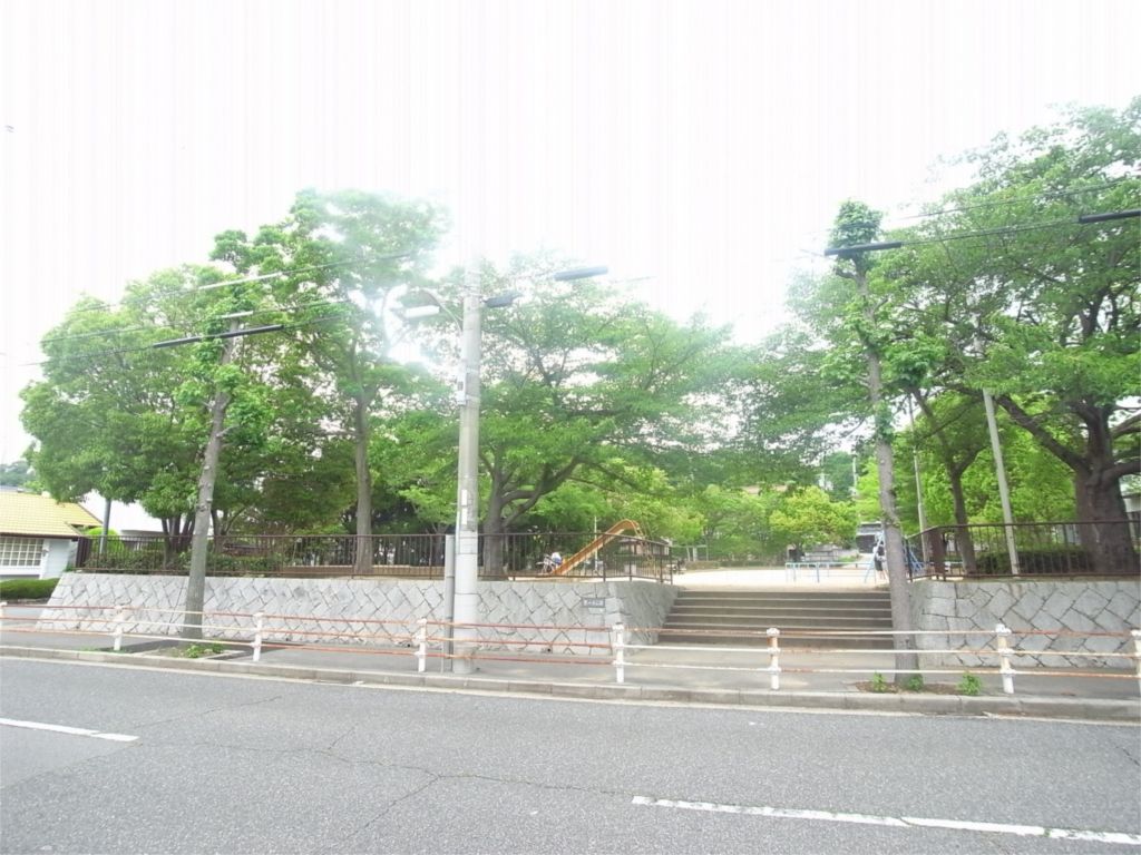 その他　公園目の前にあります＾＾