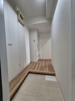 玄関　収納もある玄関です