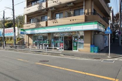 コンビニ　ファミリーマート 花月園駅前店（コンビニ）まで649m