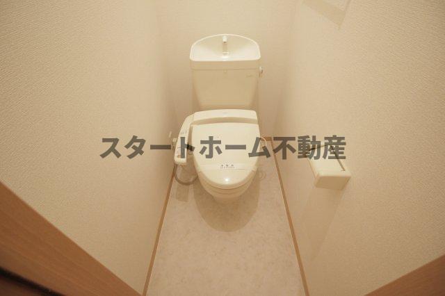 トイレ　ゆったりとした空間のトイレです