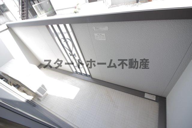 バルコニー　お洗濯にも便利なバルコニー付き