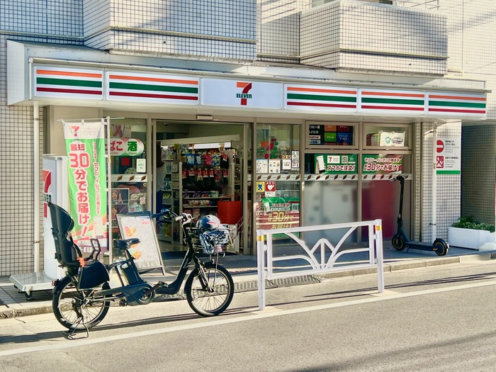 コンビニ　セブンイレブン代官山駅東店（コンビニ）まで160m