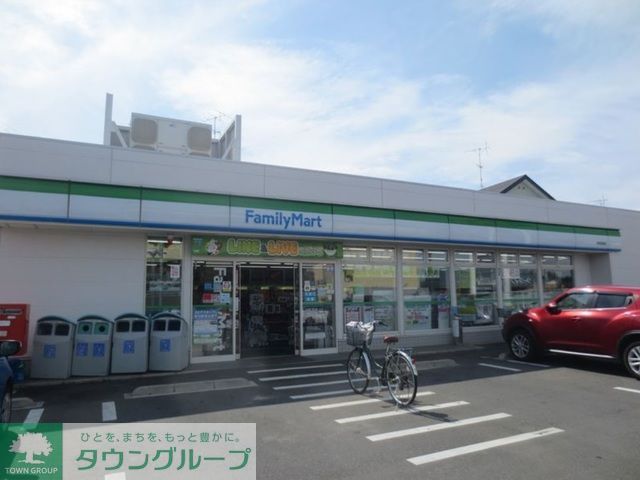 コンビニ　ファミリーマート（コンビニ）まで510m