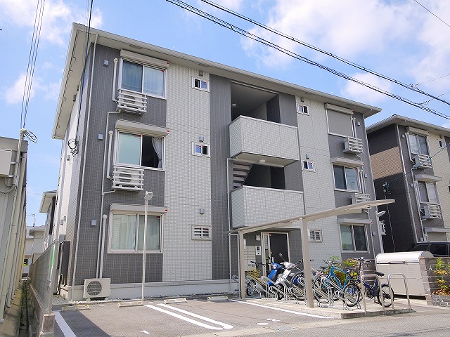 建物外観　キレイな外観です。