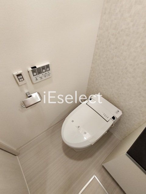 トイレ　ウォシュレット付きのトイレです