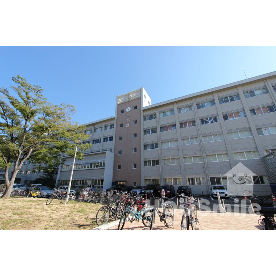 大学・短大　国立徳島大学医学部（大学・短大）まで1345m