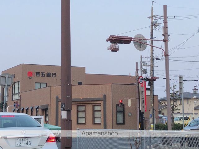 銀行　（株）百五銀行／川原町支店（銀行）まで414m