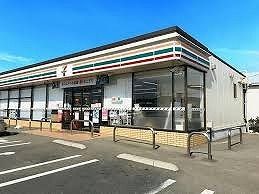 コンビニ　セブンイレブン（コンビニ）まで700m