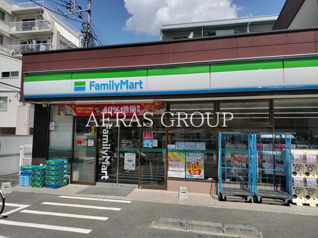 コンビニ　ファミリーマート 中野弥生町二丁目店（コンビニ）まで421m