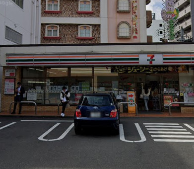 コンビニ　セブンイレブン 名古屋栄5丁目店（コンビニ）まで55m