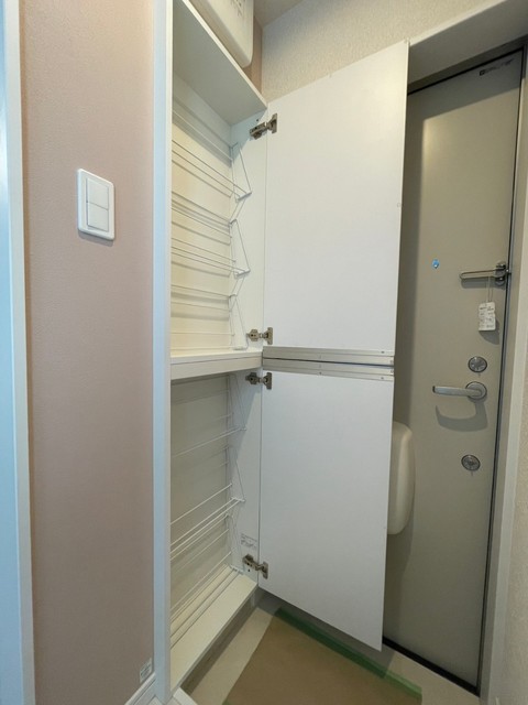 玄関　部屋同仕様タイプ