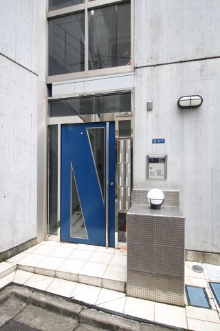 エントランス　VIVRE駒込　北区中里1