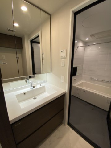 洗面設備　別部屋参考写真