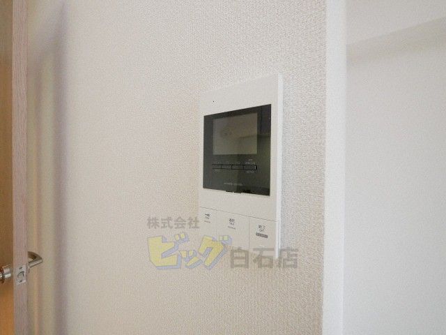 セキュリティ　防犯面で安心のＴＶモニターホン設備が付いています♪