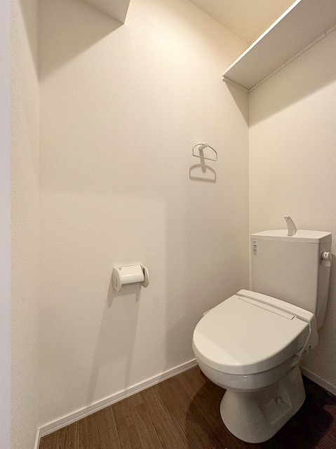 トイレ　★ウォシュレット付きのトイレです★