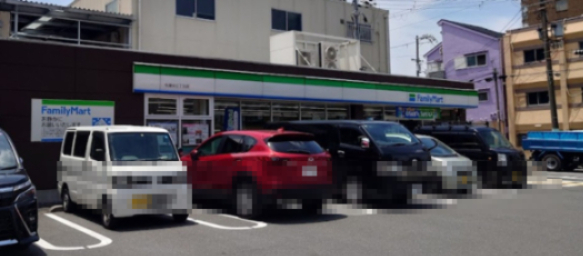 コンビニ　ファミリーマート 今津中三丁目店（コンビニ）まで406m