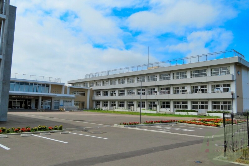 小学校　名取市立下増田小学校（小学校）まで9999m