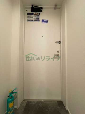 レジディア新川の玄関写真