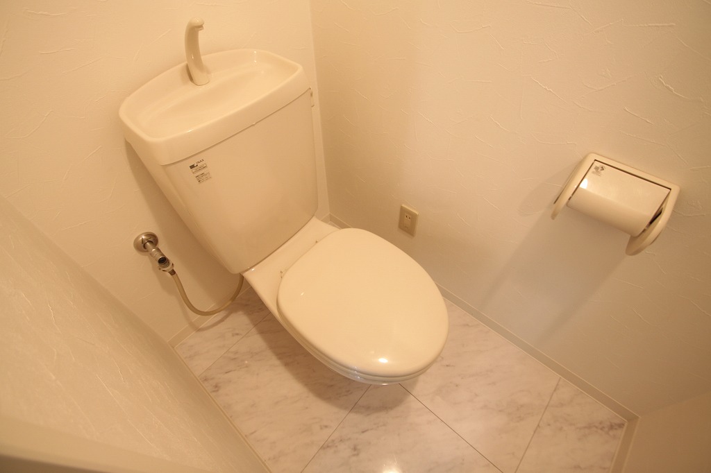 トイレ　清潔感のあるトイレです。