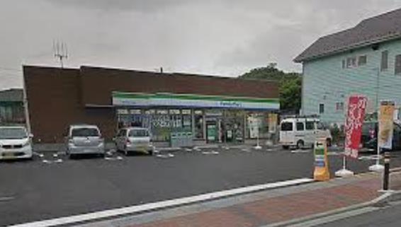 コンビニ　ファミリーマート 市川北方二丁目店（コンビニ）まで185m