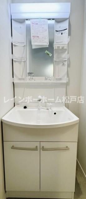 洗面設備　※同施工参考写真