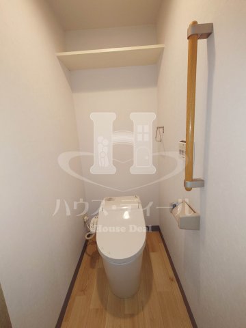 トイレ　コンパクトで使いやすいトイレです