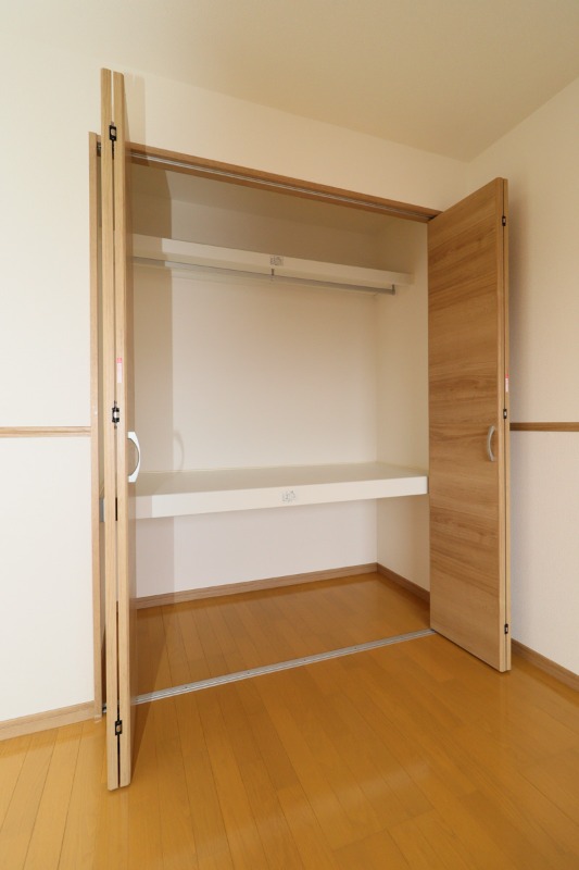 収納　図面と現状に相違がある場合には現状を優先