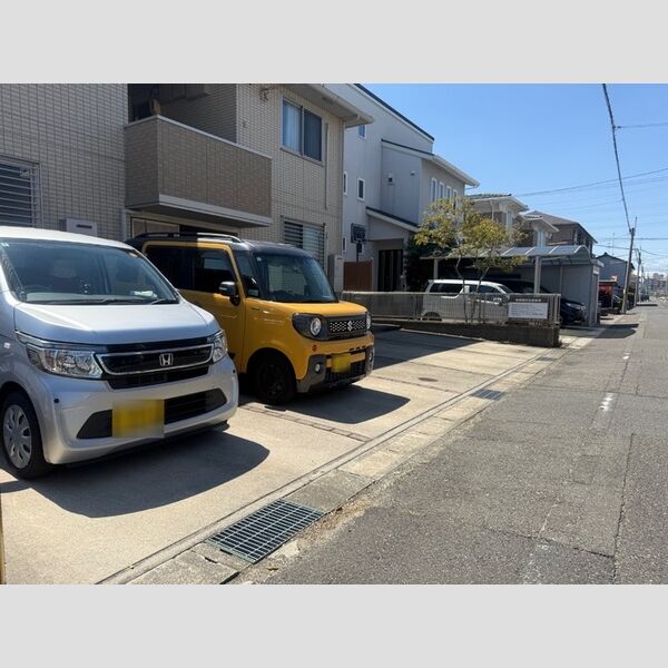 その他　駐車場