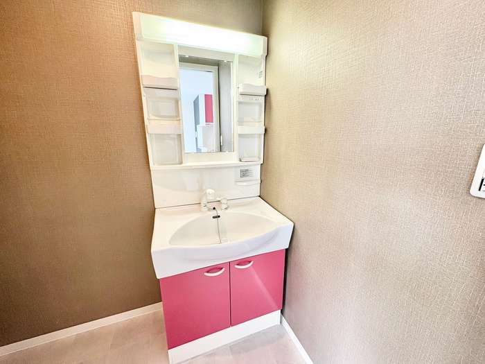ONLYONE花屋敷IIの内装写真