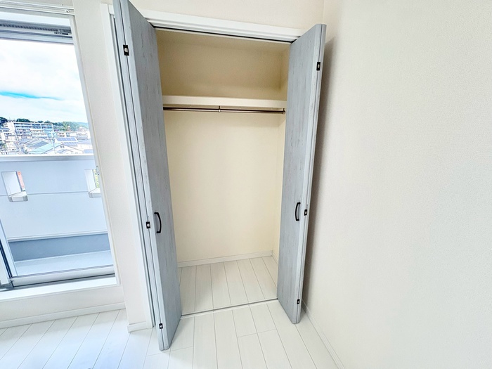 ONLYONE花屋敷IIの内装写真