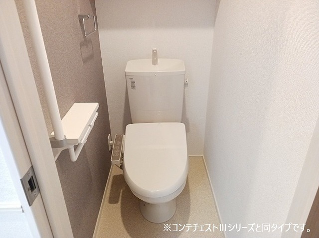 ＪＲ八高線 箱根ケ崎駅 徒歩13分 3階建 新築のトイレ写真