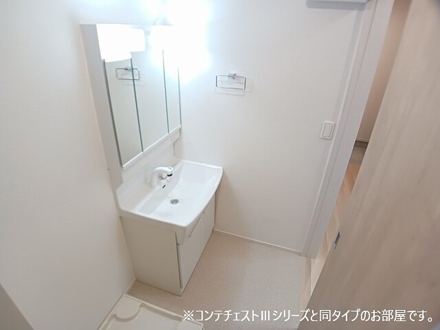 ＪＲ八高線 箱根ケ崎駅 徒歩13分 3階建 新築の内装写真