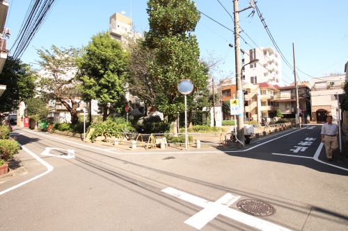 公園　池袋ふれあい公園（公園）まで650m