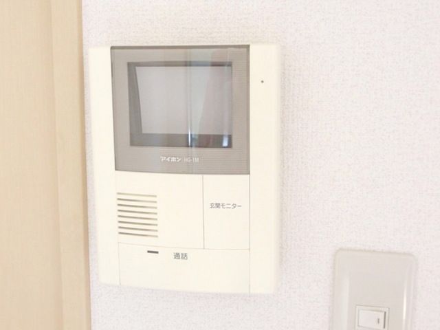 セキュリティ　モニター付きインターホン