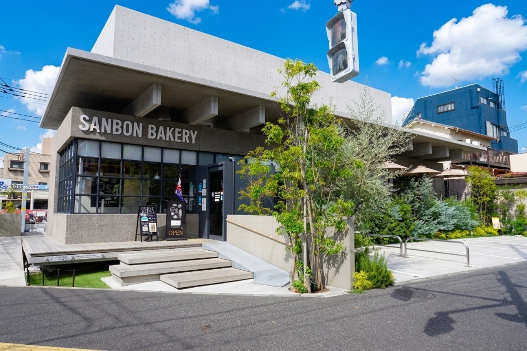その他　SANBON BAKERY（その他）まで125m