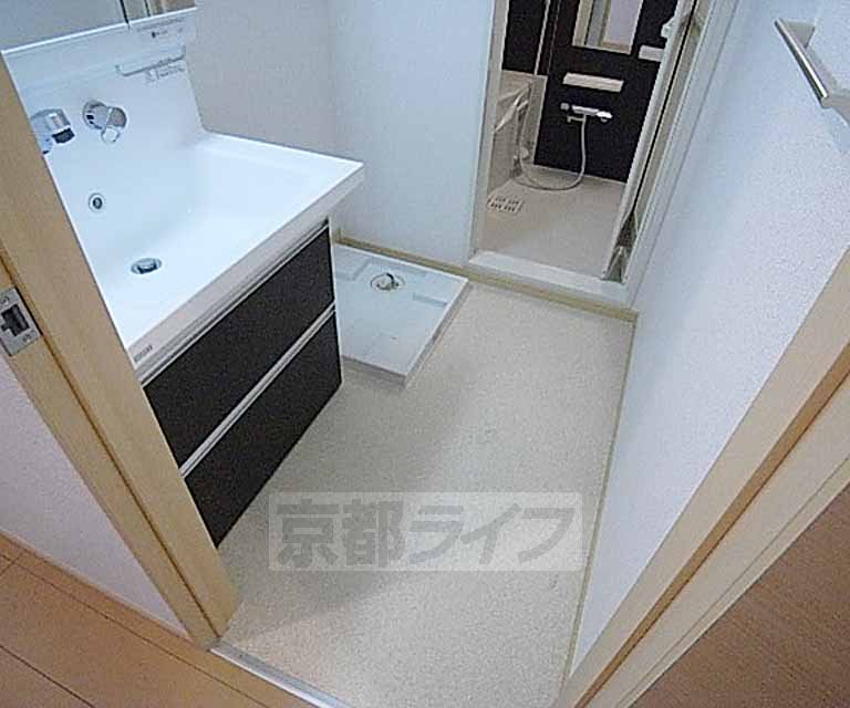 洗面設備　脱衣所です。