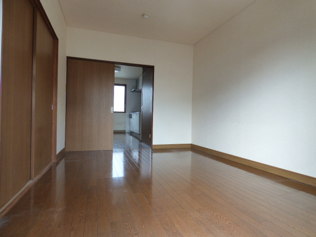 宮崎台ハイツの居間写真