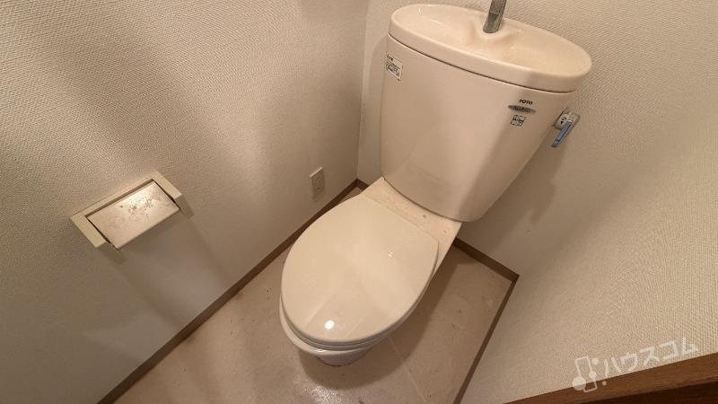 阪急宝塚線 庄内駅 徒歩8分 3階建 築22年のトイレ写真
